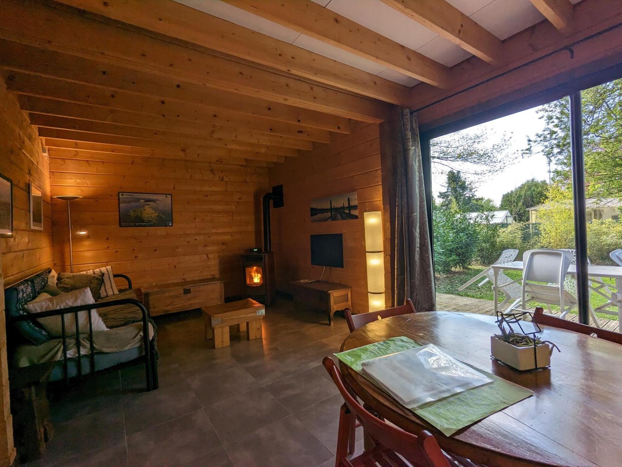 Les Chalets Aux Gites D'Orient Géraudot Exterior foto